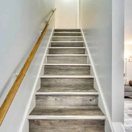 4 Mi to Dtwn Rochester: Charming Apt w/ Patio!