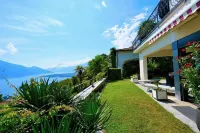 Magnificent villa with indoor pool and prime lake view location