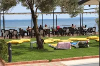 Address Küçükkuyu Adatepe otelleri