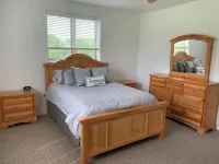 Private,Spacious House near Howes Cavern