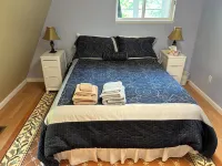 2 BR Lakefront Apartment on Black Lake Hotels in Macomb