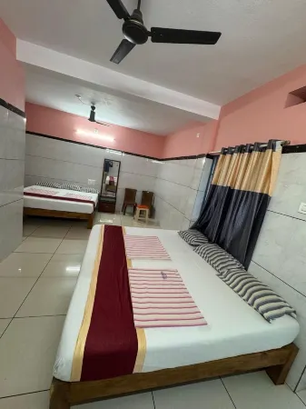 Ashirvad Residency Отели рядом с достопримечательностью «Shri Murdeshwara Beach»