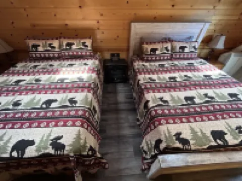 “Cassie’s Cabin”Cozy cabin in Crown King