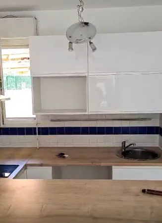 T2 with terrace, swimming pool, secure residence in Mandelieu close to the sea Отели рядом с достопримечательностью «Chateau de la Napoule / Musee Henry-Clews»