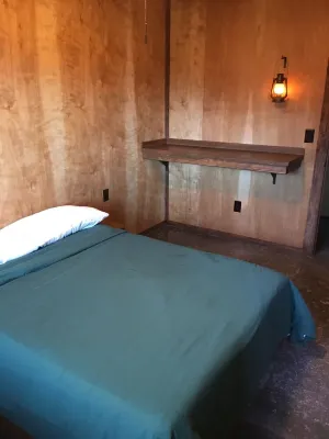 Fun Family Private Retreat with lighted Sports Court and Pool Hotels in Ocean View