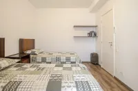 SANTOS - ENTIRE APT WITH SWIMMING POOLS, LEISURE AND COVERED GARAGE IN THE CONDOMINIUM