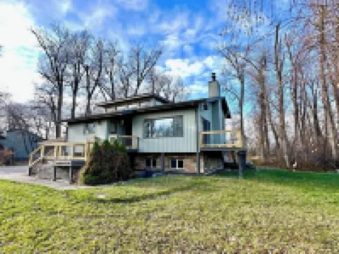 Beautiful Home Creekside