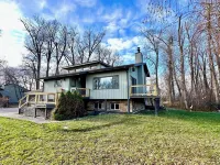 Beautiful Home Creekside