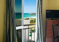 Sea View 5C - Férias Relaxantes em Frente à Praia