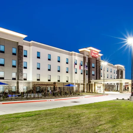 Hampton Inn & Suites Dallas/Ft. Worth Airport South