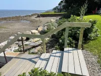 Dreamlea is an oceanfront 3-bedroom house in Belfast, Maine Hotels in Belfast