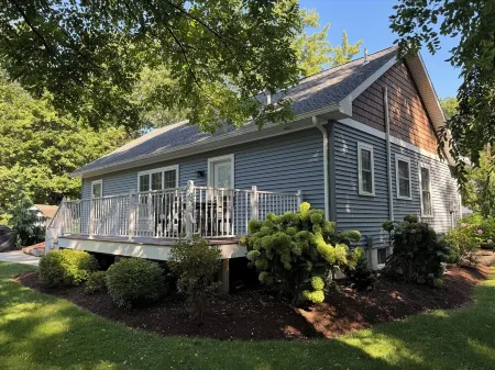 Charming Home Near Psu - Built for Memorable Game Days and Family Visits