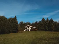 3-bedroom chalet just 13 minutes drive to Bethel Woods Hotels in Callicoon