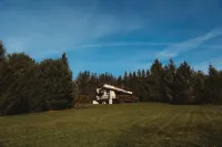 3-bedroom chalet just 13 minutes drive to Bethel Woods