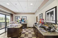 Hampton Inn Mt. Dora - Breakfast