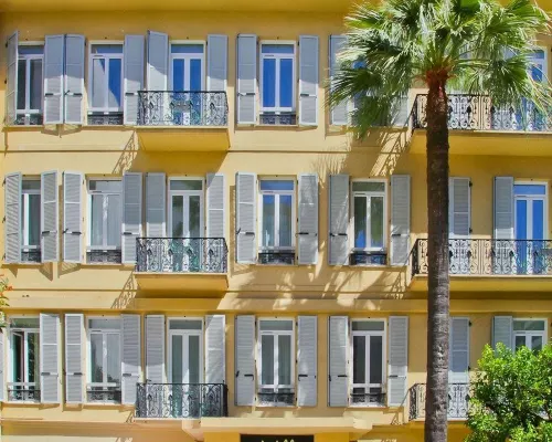 لا فيلا نيس بروميناد Hotels near غومبيتاه