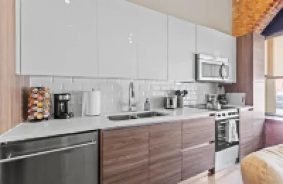 Heart of Downtown Dallas: 2BR/2BR