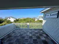 Beautiful 3 Bedroom, Ocean View home on BHI