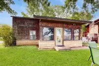 Little House on LBJ