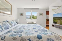 Charming Beachfront Retreat - Wake Up to Waves - 2 BD Apt with AC at Río Grande