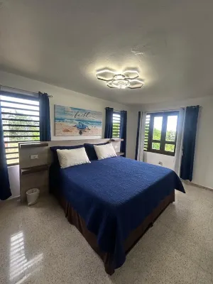 Charming 3-bedroom house with WiFi, AC in welcoming Rincón P.R.