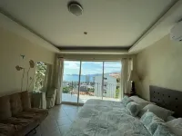 Acapulco Retreat for Big Families, Friends & Lifelong Memories