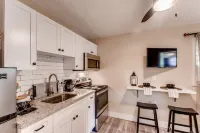 Cozy 1BR Apartment in Miami - WiFi, AC, Near Coconut Grove & Beaches