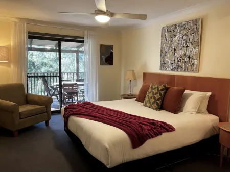 Trinkeyroo - Unique Cypress Lakes Villa