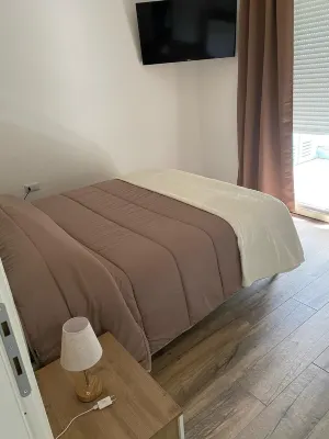 Cassino - White Apartment - Gari Park Hotels near Monte Cassino Polish World War II Cemetery