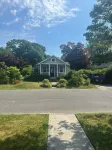 Charming 2-bedroom house in Atlantic Highlands close to beach, WiFi, AC.