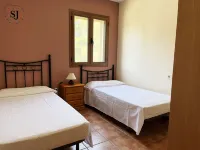 Pleasant villa with pool (A)