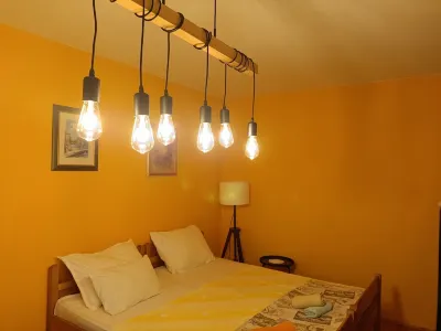 Charming 1-bedroom apartment in lovely Split with WiFi, AC Hotels in 