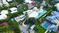 Luxury 5 Bedroom Staffed & Serviced Villa on Beachfront Community of Cap Bonita