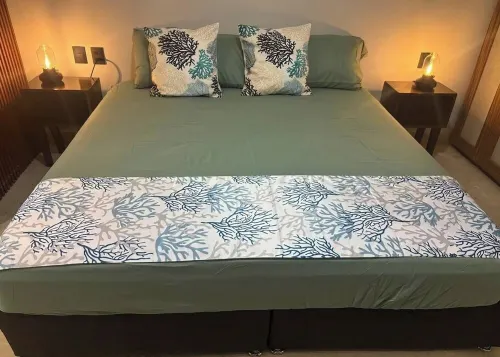 Charming Ocean line studio with largest pool in beautiful Troncones