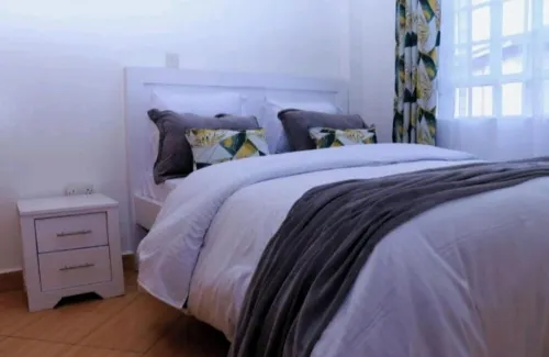 Chelsea's Apartment two bedroom with wifi/Netflix