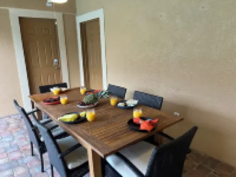 Central Retreat! Easy Access to Beaches and Downtown Ft Myers. 麥格雷戈酒店