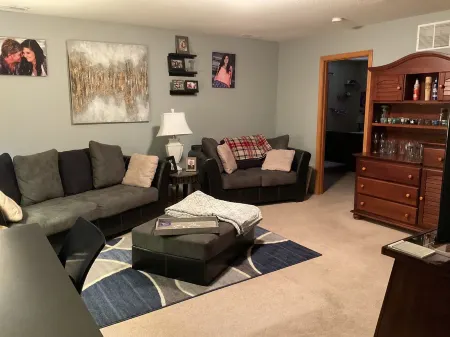 1 night or more. A Charming 3-bedroom-Spacious, Quiet, Comfortable Home