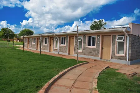 Cleanest Guest Room with WiFi in Sultan Hamud Отели в г. Салтэн Хамуд