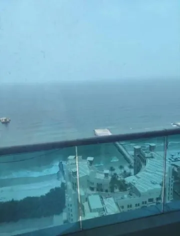 Partition in cozy sea view flat