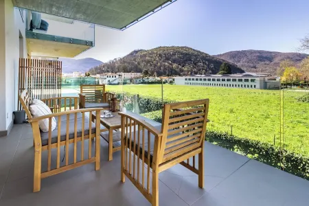 Green Caslano Apartment Отели рядом с достопримечательностью «Alprose Chocolate Museum»