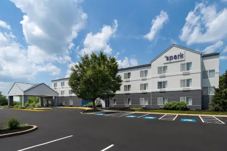 Fairfield by Marriott Inn & Suites Lancaster Отели рядом с достопримечательностью «Landis Homes»