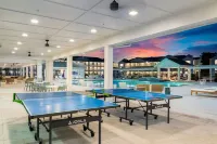 King Condo Panama City Beach All Amenities Resort Retreat & Luxury