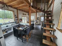 Cozy 40 Acre Homestead Cabin w/ 360 Views + Soaker Tub!