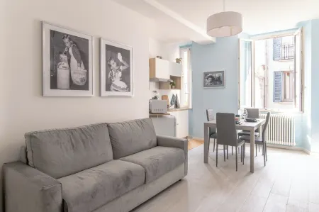 Apartment 2 bedrooms,sofa bed and 3 bathrooms for families and groups of friends