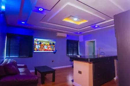 Lovely one-bed fully-fitted condo located in d heart of Maitama, Abuja, Nigeria!