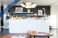 Hôtel les Voiles - Breakfast