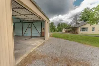 Spectacular 3BR Home Close To Beautiful Lake Cumberland!