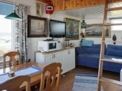 3 Person Holiday Home in Gullholmen Hotels in Orust