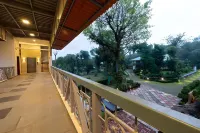 IBC Honeydew Exotica Resort - parking