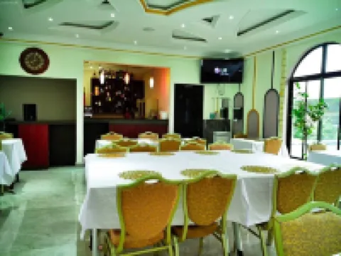 โรงแรม ซานตา เบลลา